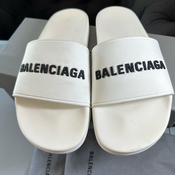NWT Balenciaga White Pool Slide Sandals. Women’s 12 EU 42 - Picture 10 of 14